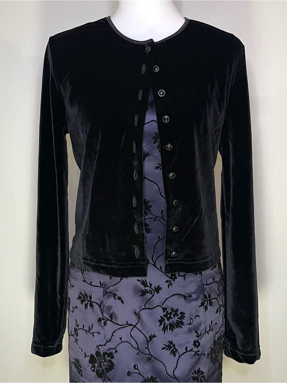 90’s y2k VTG Next Era Clothing Velvet Vampy Gothic Grunge Cardigan Sweater Sz M